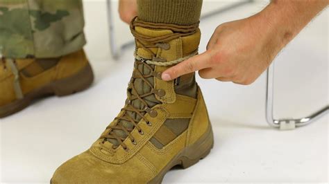 combat boots meaning.